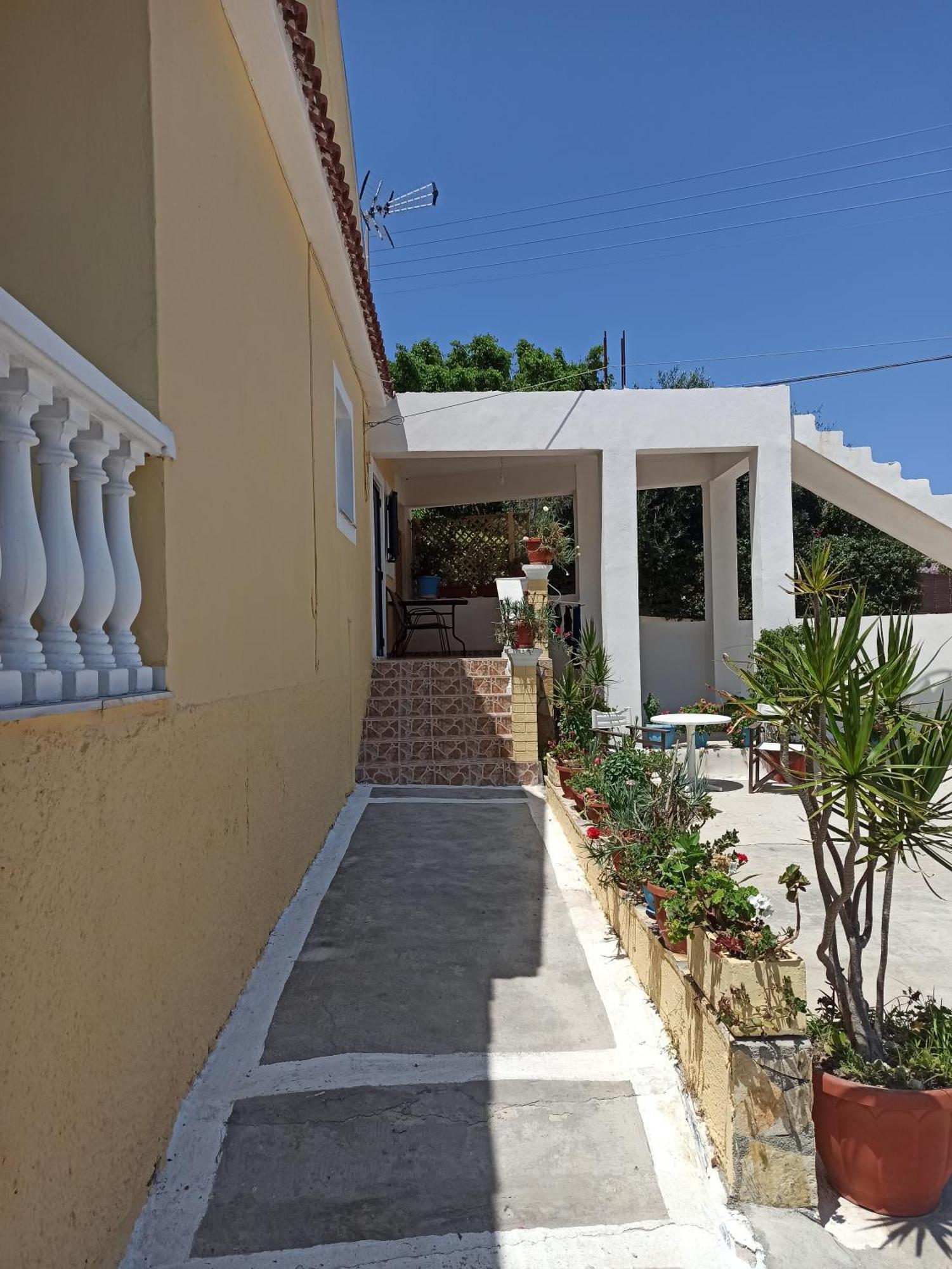 Dimitris House Petriti 아파트 외부 사진